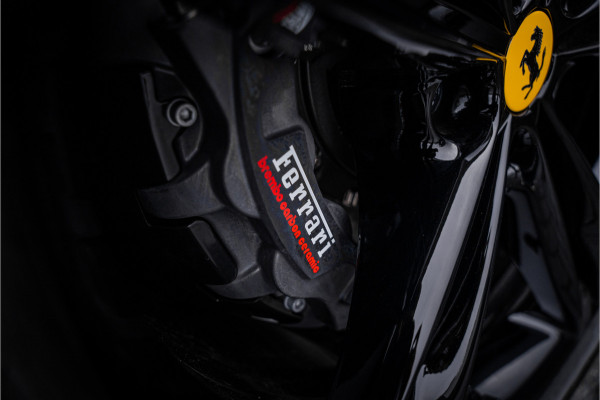 Ferrari 296 GTS 3.0 V6 - Daytona Racing Seats | Lift  | Passenger Display | Carbon | JBL