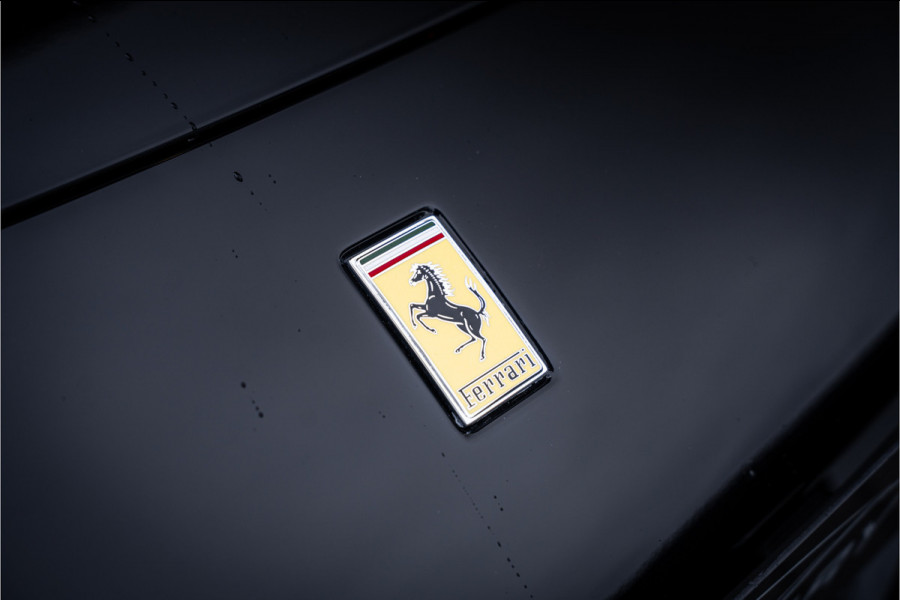 Ferrari 296 GTS 3.0 V6 - Daytona Racing Seats | Lift  | Passenger Display | Carbon | JBL