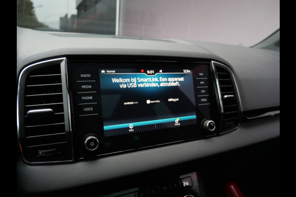 Škoda Karoq 1.5 TSI SPORTLINE | AUTOMAAT | A.C.C | PANO | TREKHAAK | CAMERA | BTW-AUTO!!