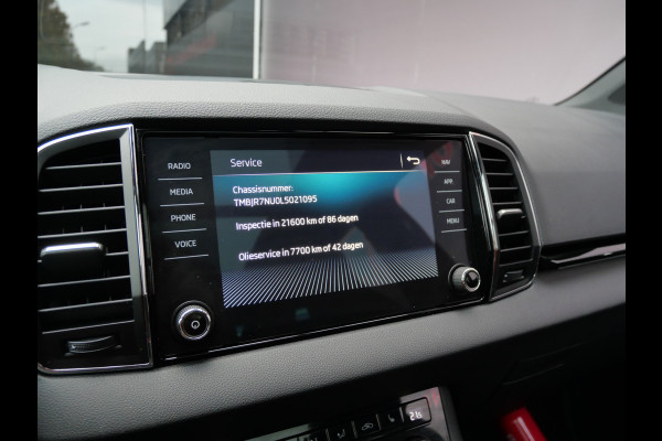 Škoda Karoq 1.5 TSI SPORTLINE | AUTOMAAT | A.C.C | PANO | TREKHAAK | CAMERA | BTW-AUTO!!
