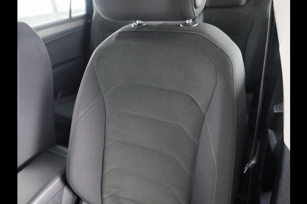 Volkswagen Tiguan Allspace 1.5 TSI Life Business 7p. Automaat (DSG) | Navigatie | Parkeersensoren | Adaptieve cruise control | Carplay | Volkswagen Tiguan Allspace 1.5 TSI Life Business 7p. Automaat (DSG) | Navigatie | Parkeersensoren | Adaptieve cruise control | Carplay |