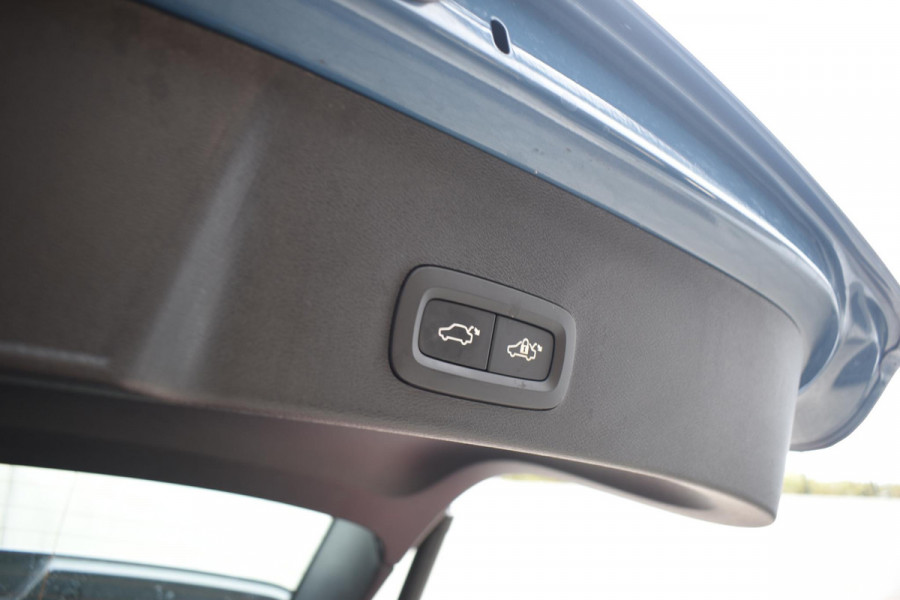 Volvo XC40 Single Motor Extended Range Plus 82 kWh Volvo XC40 Single Motor Extended Range Plus 82 kWh