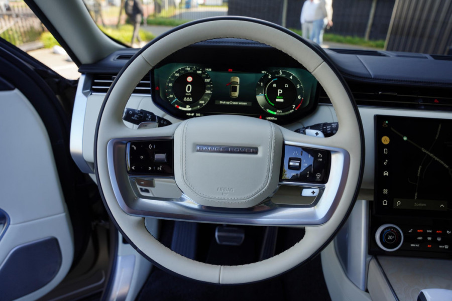 Land Rover Range Rover P 510 E SV Nw.Pr. 235 K 28 D.Km Land Rover Range Rover P 510 E SV Nw.Pr. 235 K 28 D.Km