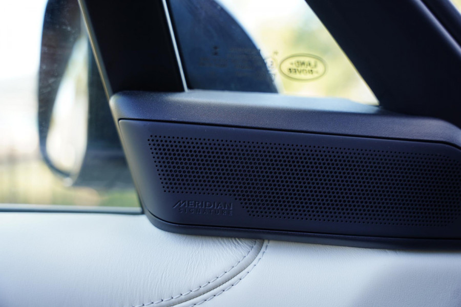 Land Rover Range Rover P 510 E SV Nw.Pr. 235 K 28 D.Km Land Rover Range Rover P 510 E SV Nw.Pr. 235 K 28 D.Km