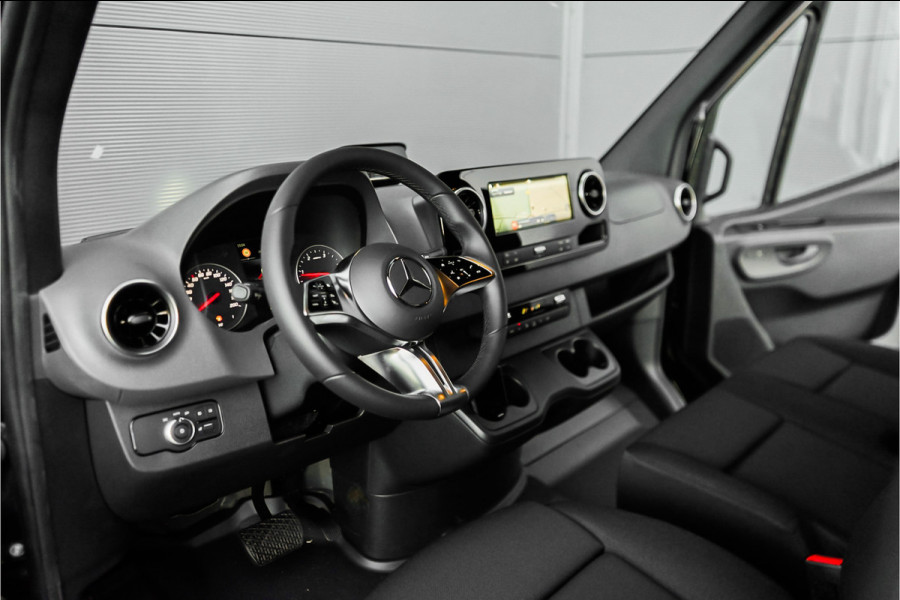 Mercedes-Benz Sprinter 319 1.9 CDI L2H2 RWD Distronic Camera LED Navi Trekhaak 3.5T