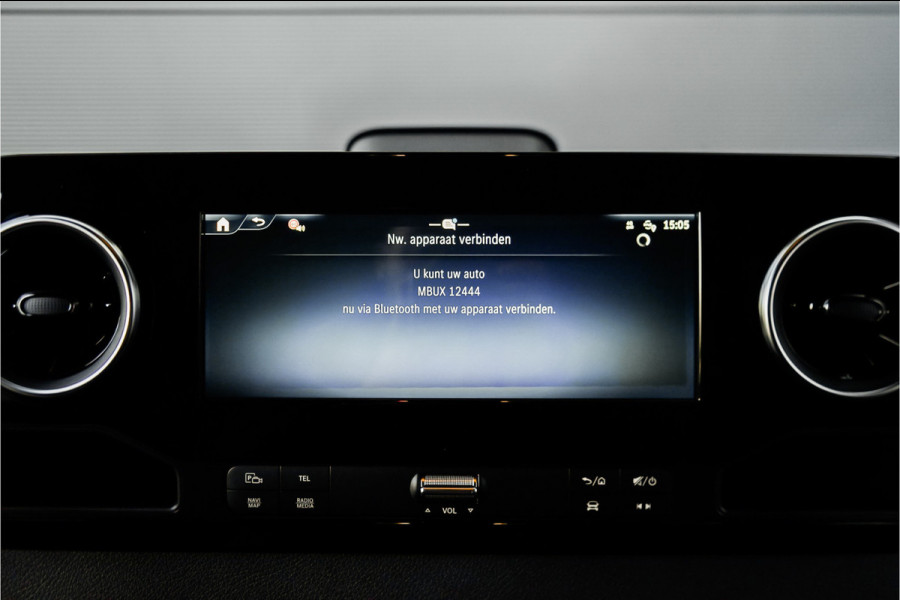 Mercedes-Benz Sprinter 319 1.9 CDI L2H2 RWD Distronic Camera LED Navi Trekhaak 3.5T