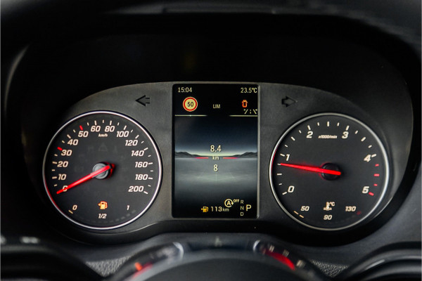 Mercedes-Benz Sprinter 319 1.9 CDI L2H2 RWD Distronic Camera LED Navi Trekhaak 3.5T