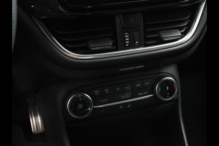 Ford Fiesta 1.0 EcoBoost 155pk Hybrid ST-Line | DEMO ! | Navigatie | Climate Control | Stoelverwarming | Extra Getint Glas | Cruise Control