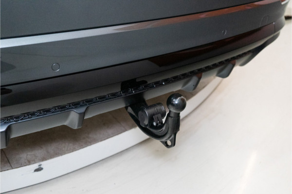 Audi Q8 60 TFSI E Quattro S-Edition Competition 490PK FACELIFT | 2025 DIRECT LEVERBAAR | 3D B&O | 5 JAAR GARANTIE | VOL OPTIE Audi Q8 60 TFSI E Quattro S-Edition Competition 490PK FACELIFT | 2025 DIRECT LEVERBAAR | 3D B&O | 5 JAAR GARANTIE | VOL OPTIE