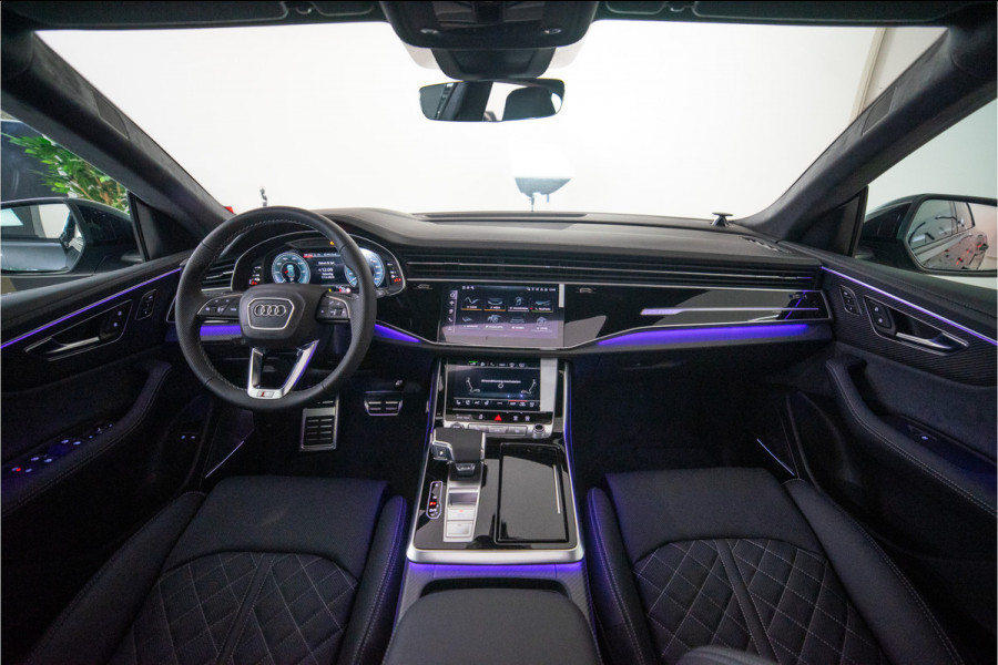 Audi Q8 60 TFSI E Quattro S-Edition Competition 490PK FACELIFT | 2025 DIRECT LEVERBAAR | 3D B&O | 5 JAAR GARANTIE | VOL OPTIE Audi Q8 60 TFSI E Quattro S-Edition Competition 490PK FACELIFT | 2025 DIRECT LEVERBAAR | 3D B&O | 5 JAAR GARANTIE | VOL OPTIE