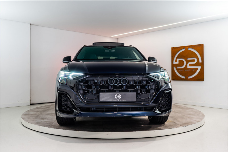 Audi Q8 60 TFSI E Quattro S-Edition Competition 490PK FACELIFT | 2025 DIRECT LEVERBAAR | 5 Jaar Garantie | BOMVOL! Audi Q8 60 TFSI E Quattro S-Edition Competition 490PK FACELIFT | 2025 DIRECT LEVERBAAR | 5 Jaar Garantie | BOMVOL!
