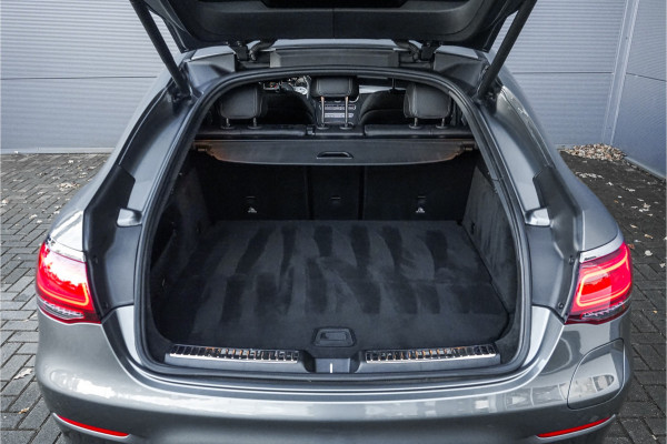 Mercedes-Benz GLC Coupé 300e 4M AMG Line Night Pano 360° Camera 19"