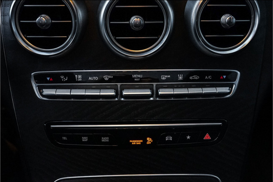 Mercedes-Benz GLC Coupé 300e 4M AMG Line Night Pano 360° Camera 19"