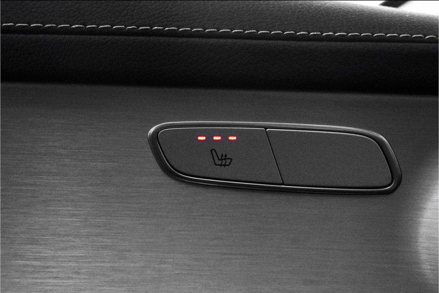 Mercedes-Benz GLC Coupé 300e 4M AMG Line Night Pano 360° Camera 19"