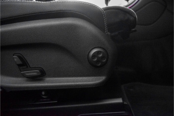 Mercedes-Benz GLC Coupé 300e 4M AMG Line Night Pano 360° Camera 19"