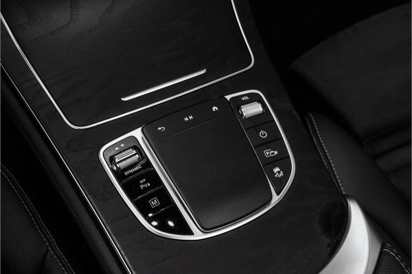 Mercedes-Benz GLC Coupé 300e 4M AMG Line Night Pano 360° Camera 19"