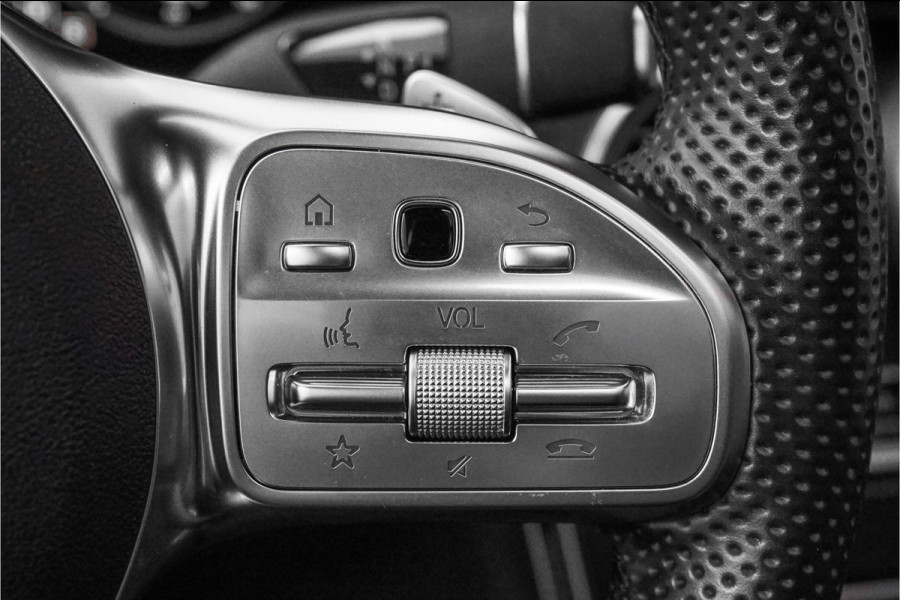 Mercedes-Benz GLC Coupé 300e 4M AMG Line Night Pano 360° Camera 19"