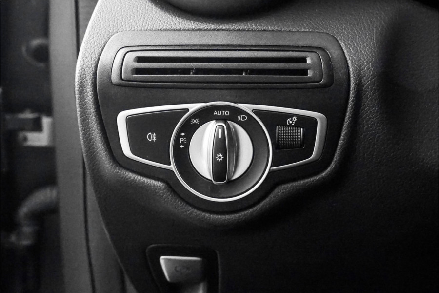 Mercedes-Benz GLC Coupé 300e 4M AMG Line Night Pano 360° Camera 19"