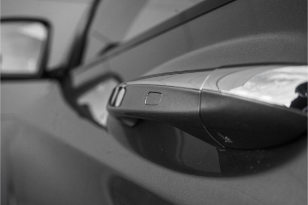 Mercedes-Benz GLC Coupé 300e 4M AMG Line Night Pano 360° Camera 19"