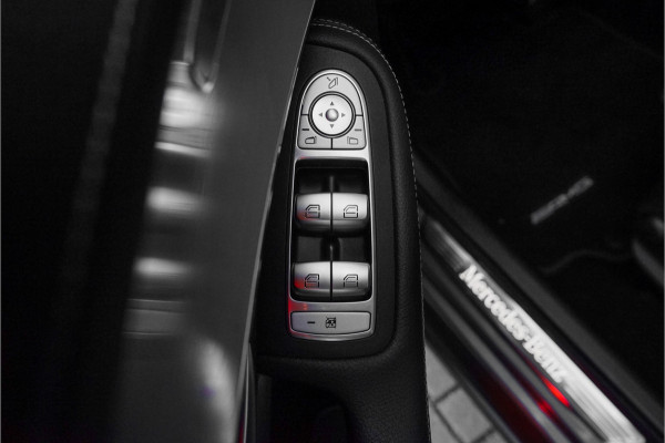 Mercedes-Benz GLC Coupé 300e 4M AMG Line Night Pano 360° Camera 19"