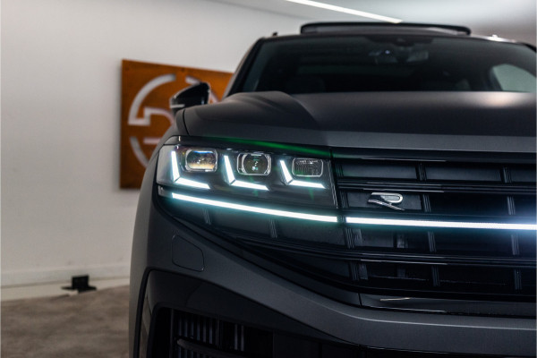 Volkswagen Touareg R 3.0 TSi eHybrid 4MOTION R 463PK | 2025 DIRECT LEVERBAAR | VOL OPTIE!