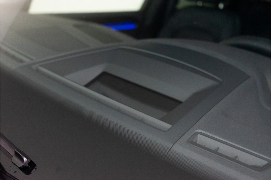 Volkswagen Touareg R 3.0 TSi eHybrid 4MOTION R 463PK | 2025 DIRECT LEVERBAAR | VOL OPTIE!