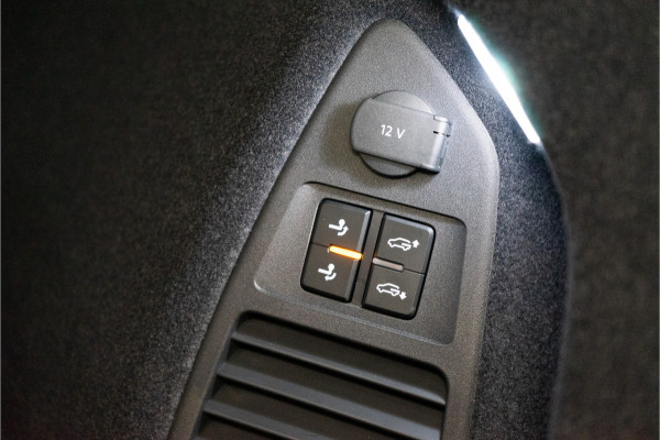 Volkswagen Touareg R 3.0 TSi eHybrid 4MOTION R 463PK | 2025 DIRECT LEVERBAAR | VOL OPTIE!