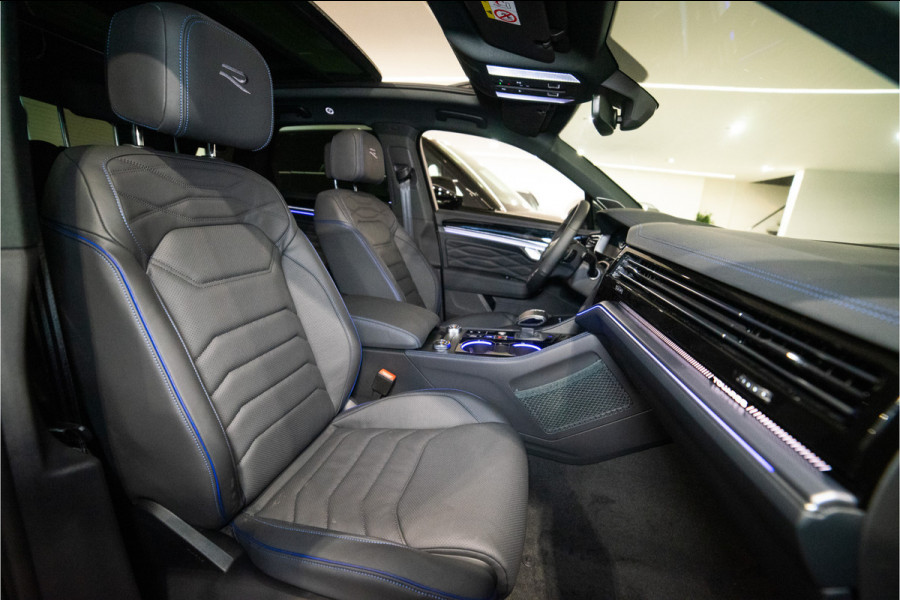 Volkswagen Touareg R 3.0 TSi eHybrid 4MOTION R 463PK | 2025 DIRECT LEVERBAAR | VOL OPTIE!