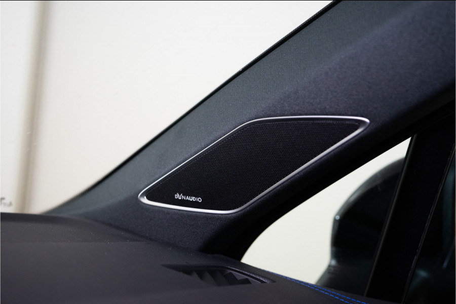 Volkswagen Touareg R 3.0 TSi eHybrid 4MOTION R 463PK | 2025 DIRECT LEVERBAAR | VOL OPTIE!