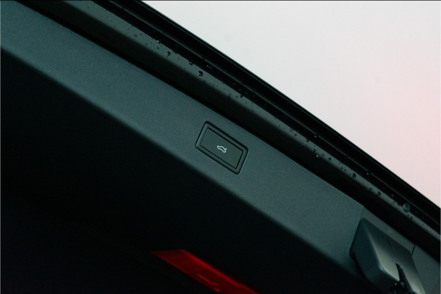 Volkswagen Tiguan 1.5 eHybrid 2x R-Line 2025 PER DIRECT BESCHIKBAAR | VOL OPTIE INCL. 5 JAAR GARANTIE!