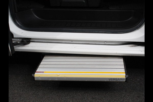 Opel Vivaro Combi 1.5 CDTI L3H1 9 persoons  | Navigatie | Apple Carplay/ Android Auto | Airco | Cruise control | Radio | parkeersensor achter | inc. btw/bpm