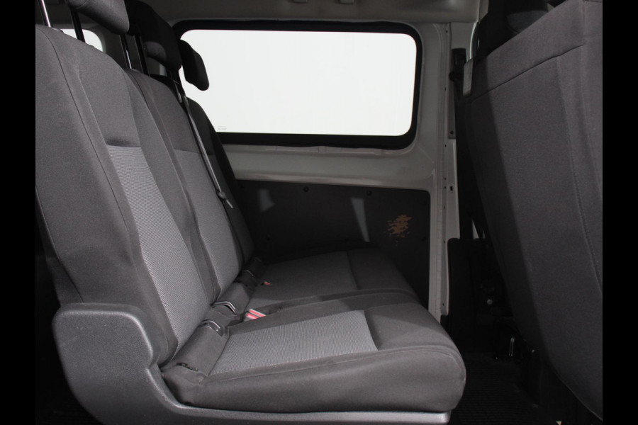 Opel Vivaro Combi 1.5 CDTI L3H1 9 persoons  | Navigatie | Apple Carplay/ Android Auto | Airco | Cruise control | Radio | parkeersensor achter | inc. btw/bpm