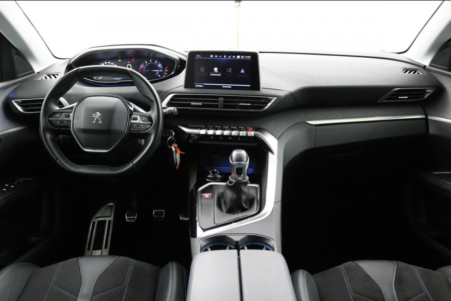 Peugeot 5008 1.2 PureTech Crossway*ECC*NAVI*ACC*CAM*CARPLAY* Peugeot 5008 1.2 PureTech Crossway*ECC*NAVI*ACC*CAM*CARPLAY*