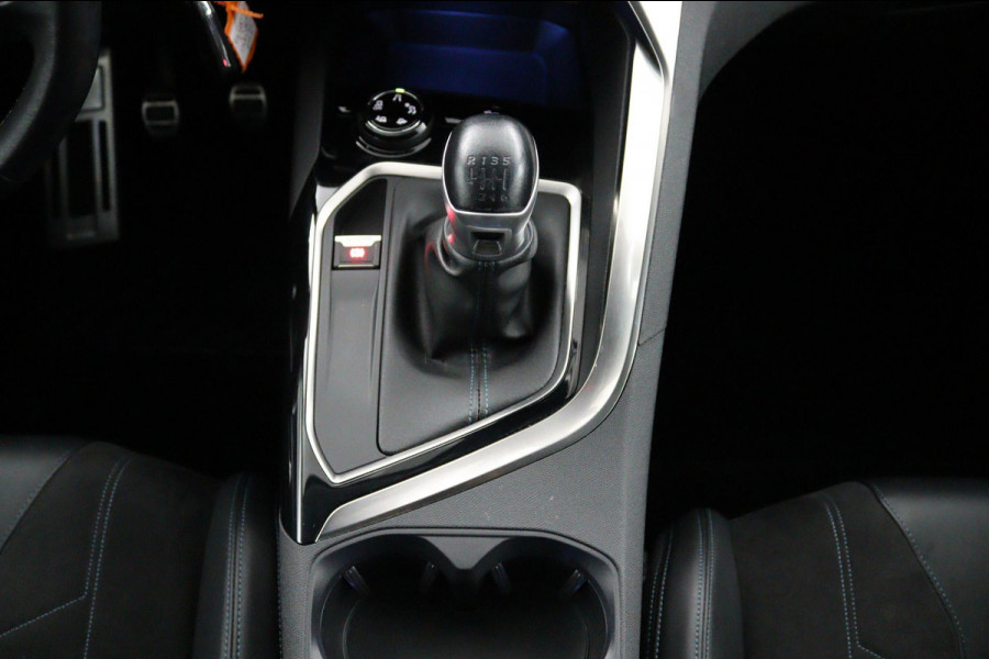 Peugeot 5008 1.2 PureTech Crossway*ECC*NAVI*ACC*CAM*CARPLAY* Peugeot 5008 1.2 PureTech Crossway*ECC*NAVI*ACC*CAM*CARPLAY*