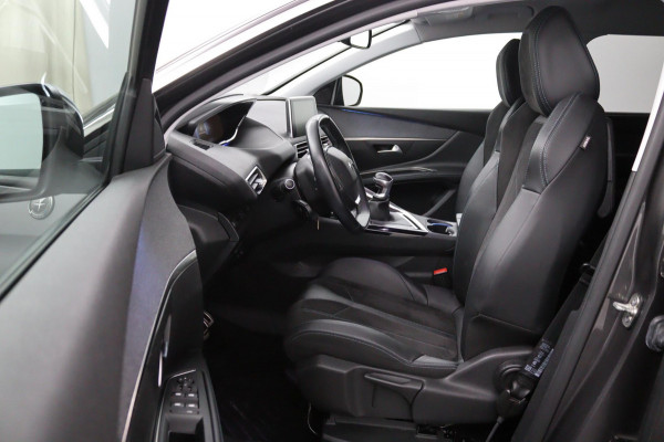 Peugeot 5008 1.2 PureTech Crossway*ECC*NAVI*ACC*CAM*CARPLAY* Peugeot 5008 1.2 PureTech Crossway*ECC*NAVI*ACC*CAM*CARPLAY*