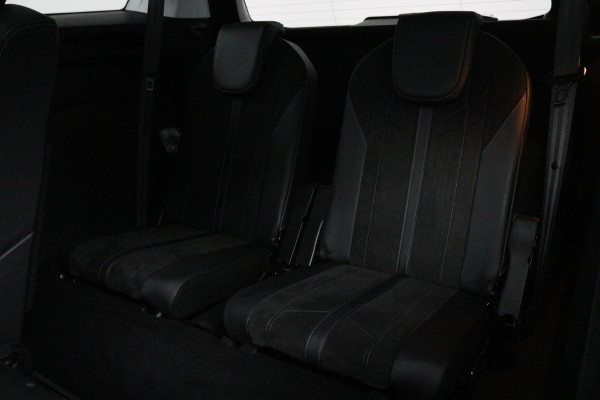 Peugeot 5008 1.2 PureTech Crossway*ECC*NAVI*ACC*CAM*CARPLAY* Peugeot 5008 1.2 PureTech Crossway*ECC*NAVI*ACC*CAM*CARPLAY*