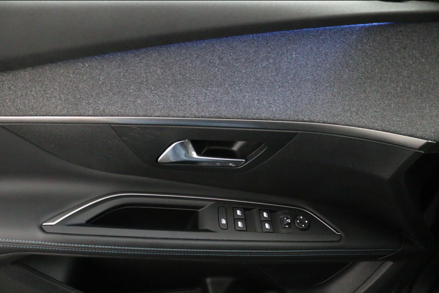 Peugeot 5008 1.2 PureTech Crossway*ECC*NAVI*ACC*CAM*CARPLAY* Peugeot 5008 1.2 PureTech Crossway*ECC*NAVI*ACC*CAM*CARPLAY*