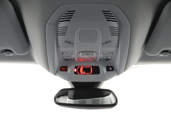 Peugeot 5008 1.2 PureTech Crossway*ECC*NAVI*ACC*CAM*CARPLAY* Peugeot 5008 1.2 PureTech Crossway*ECC*NAVI*ACC*CAM*CARPLAY*