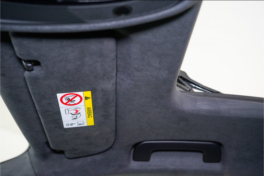 Audi Q8 60 TFSI E Quattro S-Edition Competition 490PK FACELIFT | 2025 DIRECT LEVERBAAR | 5 Jaar Garantie | BOMVOL! Audi Q8 60 TFSI E Quattro S-Edition Competition 490PK FACELIFT | 2025 DIRECT LEVERBAAR | 5 Jaar Garantie | BOMVOL!