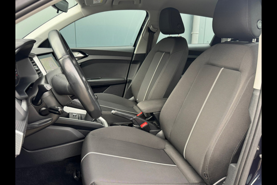 Audi A1 Sportback 30 TFSI epic * Carplay * Cruise Control * Lichtmetalen Velgen * Audi A1 Sportback 30 TFSI epic * Carplay * Cruise Control * Lichtmetalen Velgen *