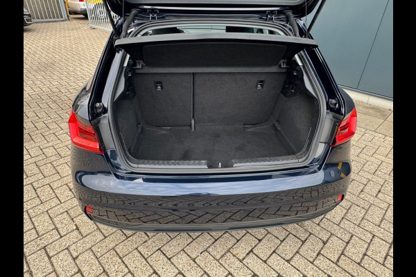Audi A1 Sportback 30 TFSI epic * Carplay * Cruise Control * Lichtmetalen Velgen * Audi A1 Sportback 30 TFSI epic * Carplay * Cruise Control * Lichtmetalen Velgen *