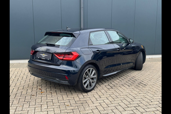 Audi A1 Sportback 30 TFSI epic * Carplay * Cruise Control * Lichtmetalen Velgen * Audi A1 Sportback 30 TFSI epic * Carplay * Cruise Control * Lichtmetalen Velgen *