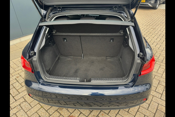 Audi A1 Sportback 30 TFSI epic * Carplay * Cruise Control * Lichtmetalen Velgen * Audi A1 Sportback 30 TFSI epic * Carplay * Cruise Control * Lichtmetalen Velgen *