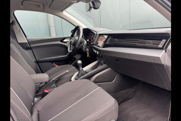 Audi A1 Sportback 30 TFSI epic * Carplay * Cruise Control * Lichtmetalen Velgen * Audi A1 Sportback 30 TFSI epic * Carplay * Cruise Control * Lichtmetalen Velgen *