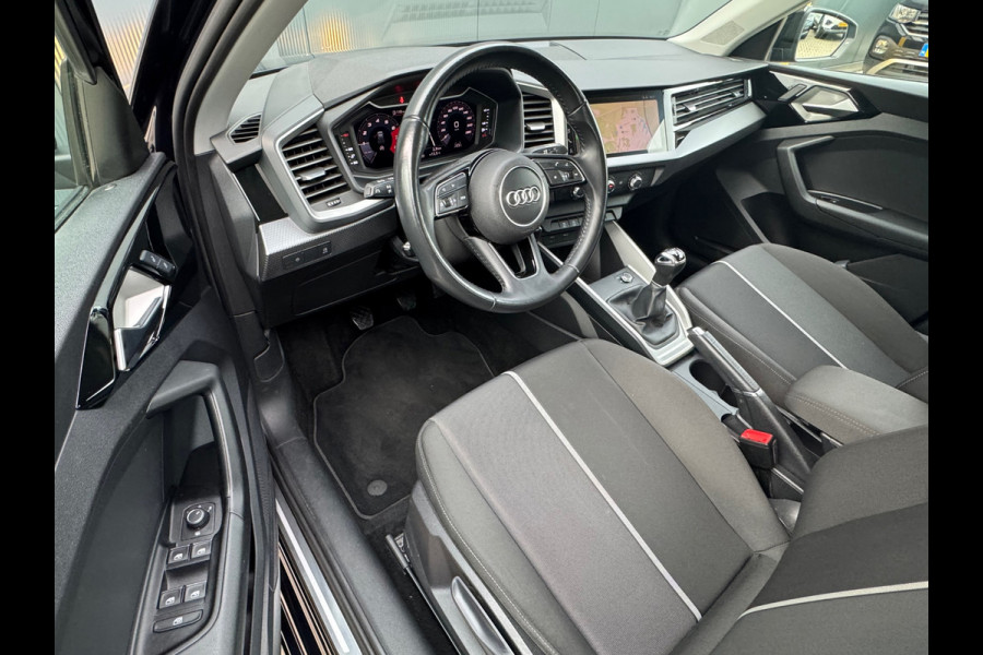 Audi A1 Sportback 30 TFSI epic * Carplay * Cruise Control * Lichtmetalen Velgen * Audi A1 Sportback 30 TFSI epic * Carplay * Cruise Control * Lichtmetalen Velgen *