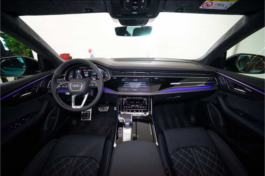 Audi Q8 60 TFSI E Quattro S-Edition Competition 490PK FACELIFT | 2025 DIRECT LEVERBAAR | 5 Jaar Garantie | BOMVOL! Audi Q8 60 TFSI E Quattro S-Edition Competition 490PK FACELIFT | 2025 DIRECT LEVERBAAR | 5 Jaar Garantie | BOMVOL!