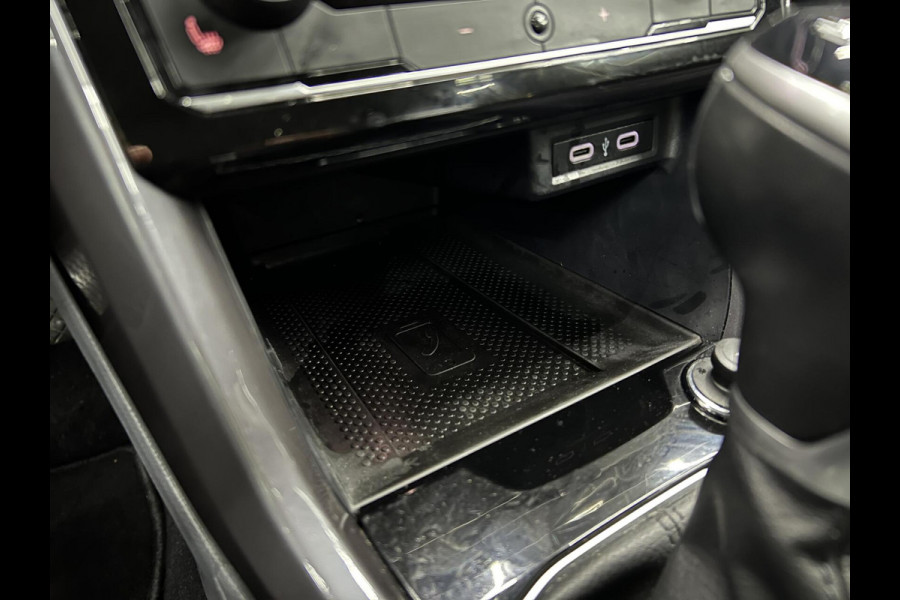 Volkswagen T-Cross 1.0 TSI R-Line Carplay | Cruise | Virtual