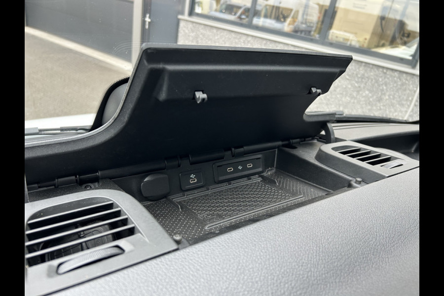 Mercedes-Benz Sprinter 317 CDI L2 H2 PRO / LED / MBUX / Navigatie / Camera / Parkeersensoren / Cruise control / Airco / 270 Graden achterdeuren