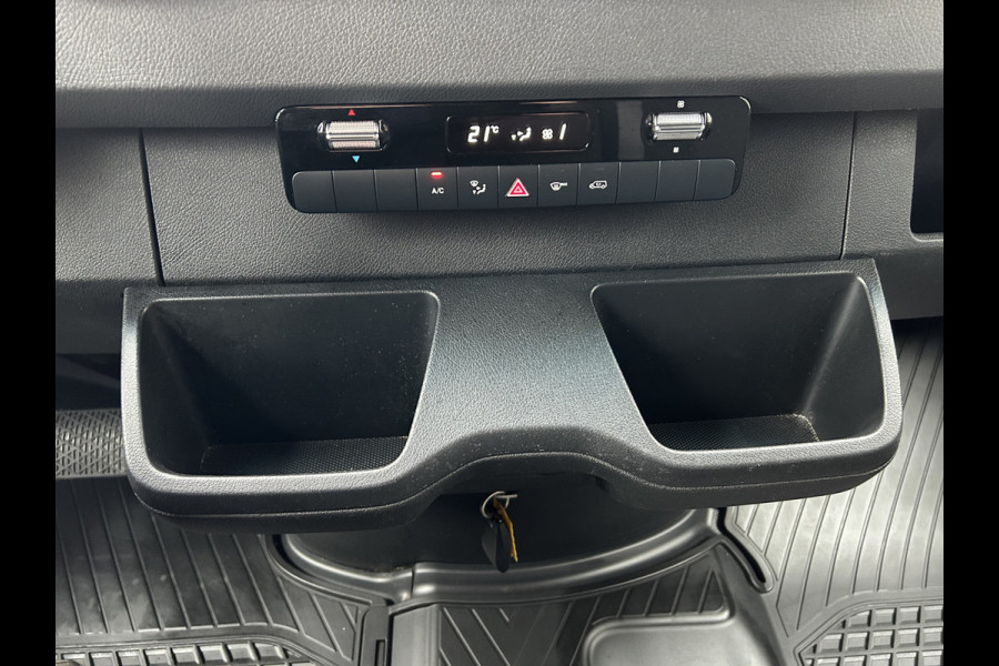 Mercedes-Benz Sprinter 317 CDI L2 H2 PRO / LED / MBUX / Navigatie / Camera / Parkeersensoren / Cruise control / Airco / 270 Graden achterdeuren