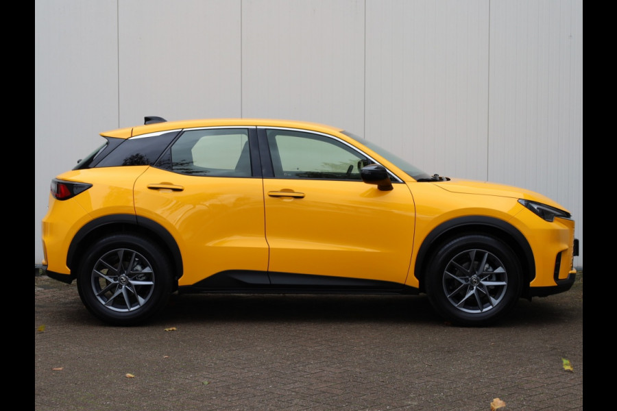 Lexus LBX 2WD Comfort & Safety | Nieuw | Stoelverwarming | Parkeersensoren